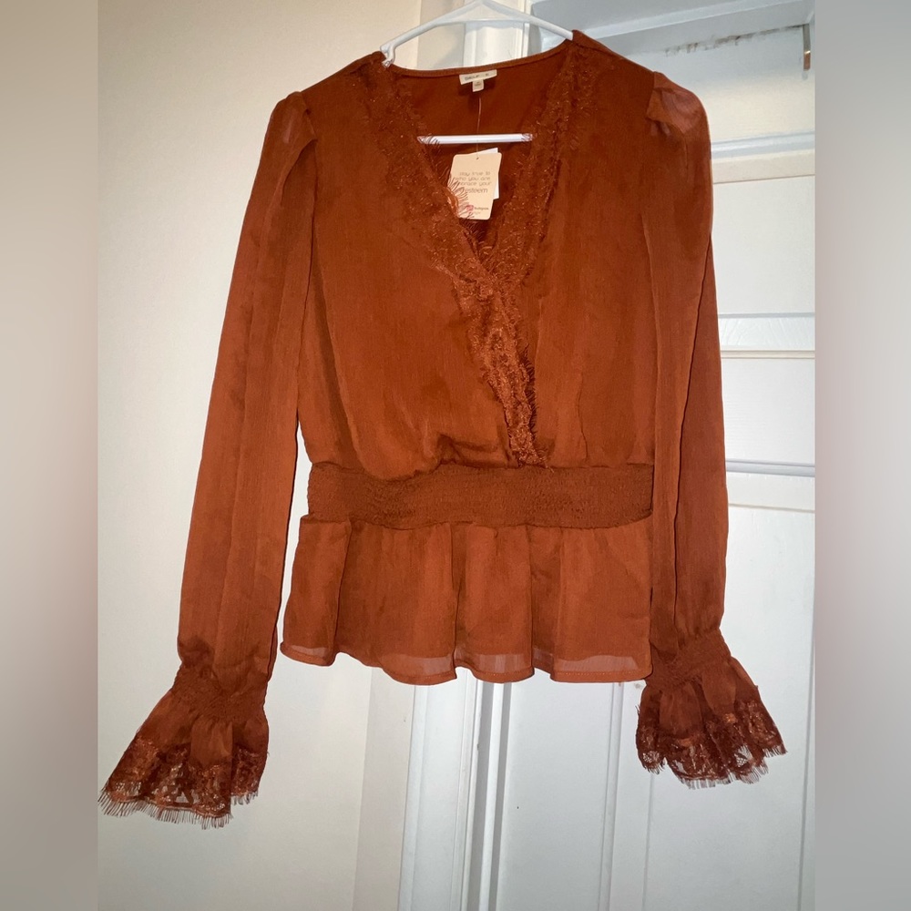 NWT SELF🤍E by Self Esteem Peplum Top - Gingerbread - Sz Medium